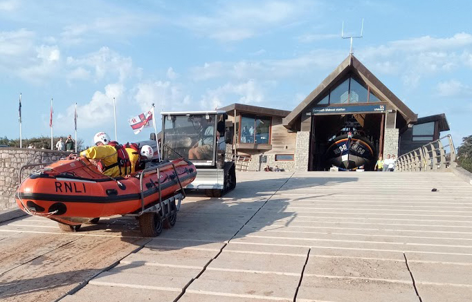 Exmouth RNLI Inshore Lifeboat launches to assist injured female