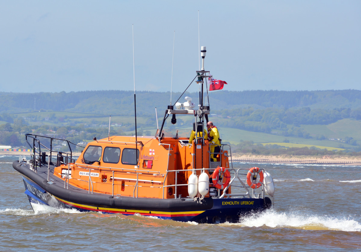 Exmouth RNLI called to person in difficulty in sea