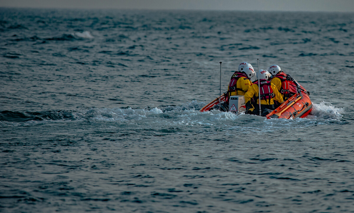 Exmouth RNLI search for missing Paddle boarder