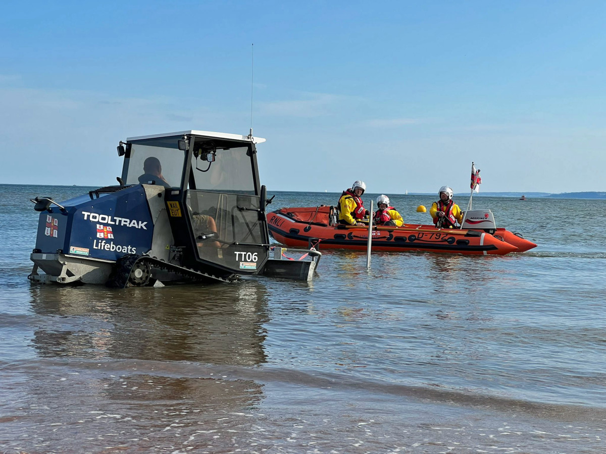 Exmouth RNLI inshore lifeboat called to report of jetski in difficulty